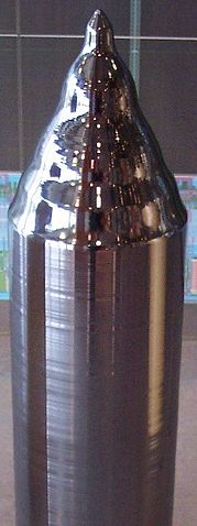 File:Monokristalines Silizium f&uuml;r die Waferherstellung.jpg