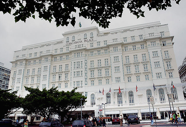 File:Fachada do Copacabana Palace.jpg