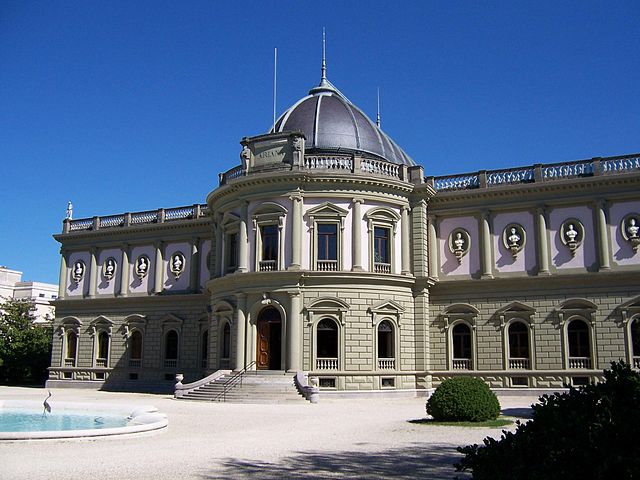 File:Genf Mus&eacute;e Ariana.JPG