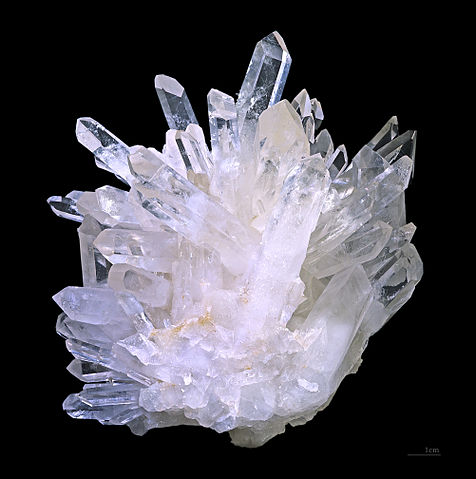 File:Quartz oisan.jpg