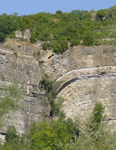 File:Faille des Causses depuis Bedarieux.dsc02071.cropped.jpg