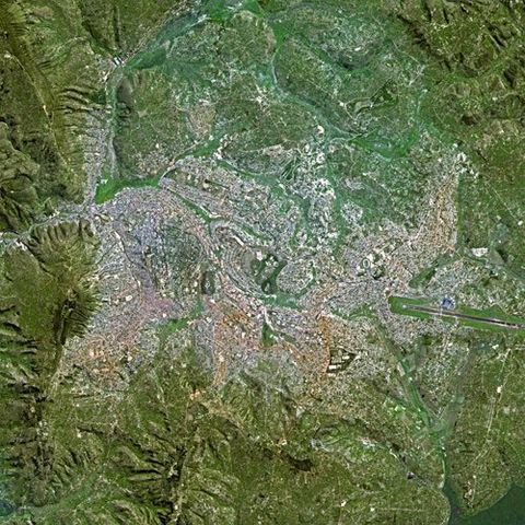 File:Kigali SPOT 1095.jpg