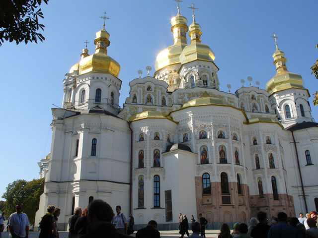 File:PecherskLavra01.jpg