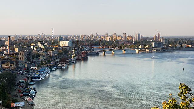 File:Dniepr river in Kyiv.jpg