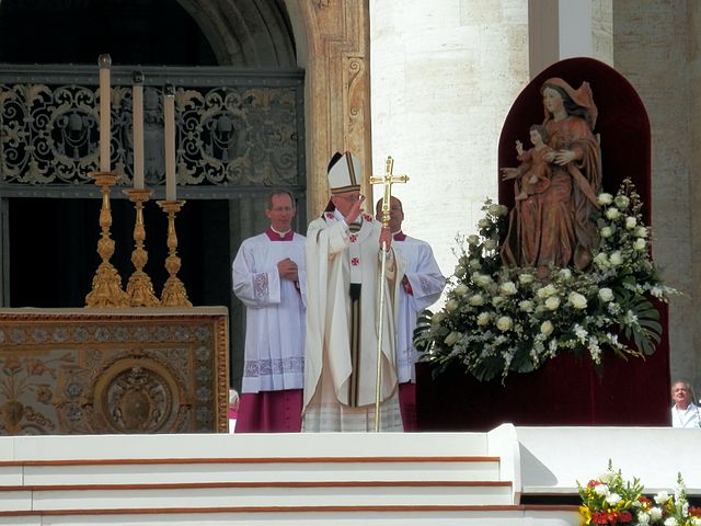 File:Francis Inauguration fc10.jpg