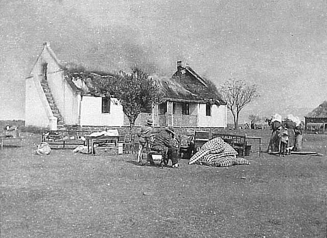 File:VerskroeideAarde1.jpg