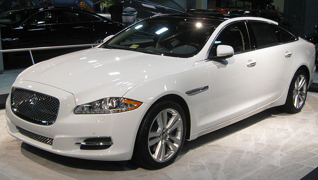 File:2011 Jaguar XJ8 L -- 2011 DC.jpg
