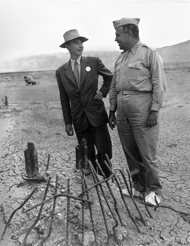 File:Trinity Test - Oppenheimer and Groves at Ground Zero 002.jpg