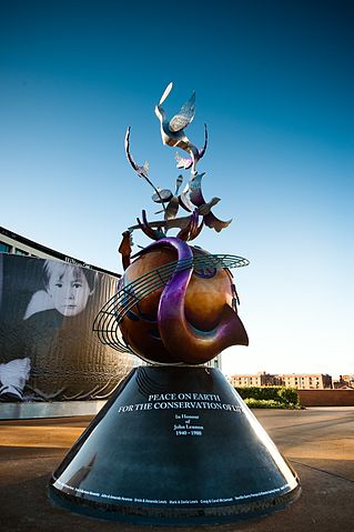File:John Lennon Peace Monument - PEACE ON EARTH - October 9th 2010.jpg