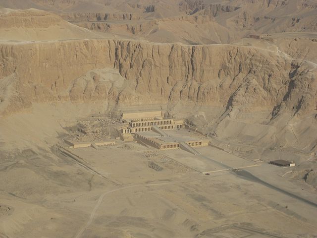 File:SFEC AEH -ThebesNecropolis-2010-Hatshepsut-023.jpg