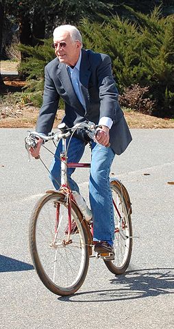 File:JimmyCarteronBicycle.jpg
