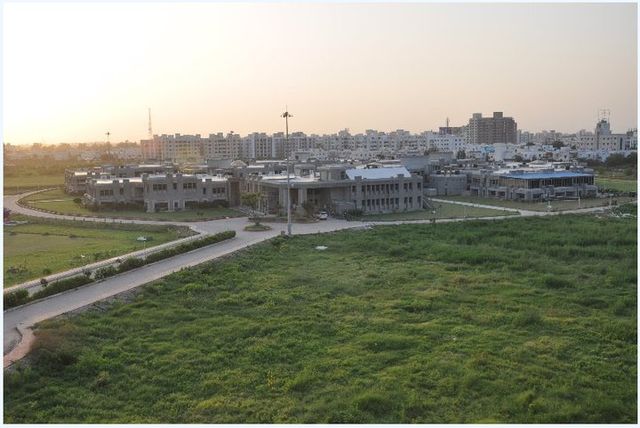 File:IIT GN.jpg