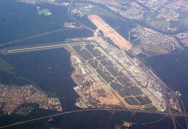 File:AirportFrankfurt fromair 2010-09-19.jpg
