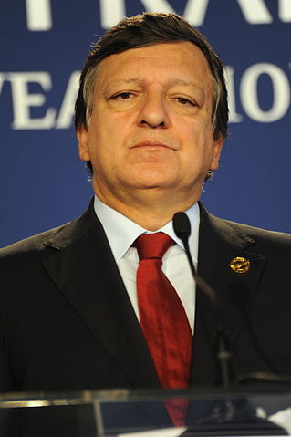 File:José Manuel Barroso at the 37th G8 Summit in Deauville 028.jpg