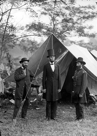 File:PinkertonLincolnMcClernand.jpg