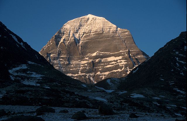 File:Kailash Tibet.jpg