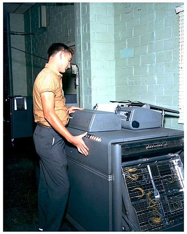 File:Ibm407 tabulator 1961 01.redstone.jpg