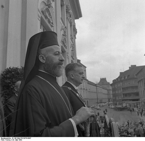 File:Bundesarchiv B 145 Bild-F012976-0007, Bonn, Staatsbesuch Pr&auml;sident von Zypern.jpg