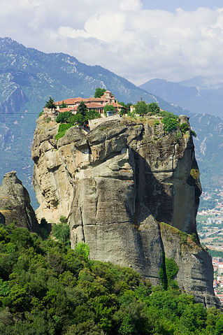 File:Meteora Agios Triadas IMG 7632.jpg