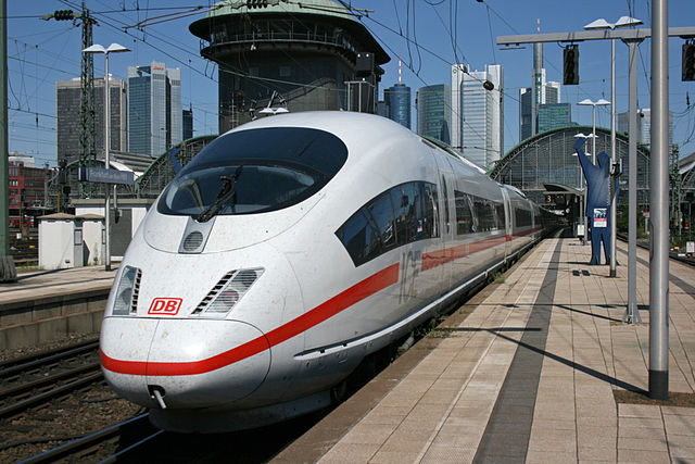 File:InterCityExpress Frankfurt.jpg