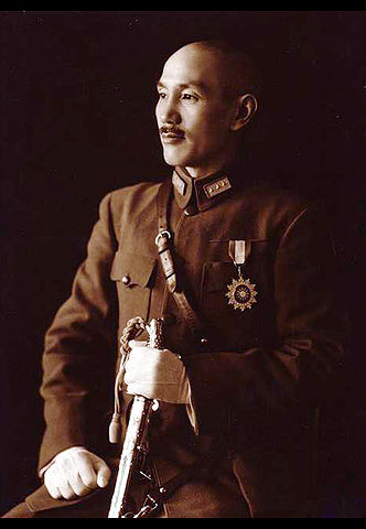 File:Chiang Kai-shek in full uniform.jpeg