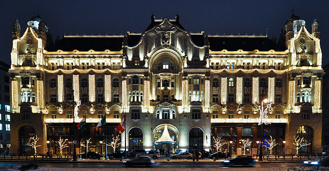 File:Budapest four seasons.jpg