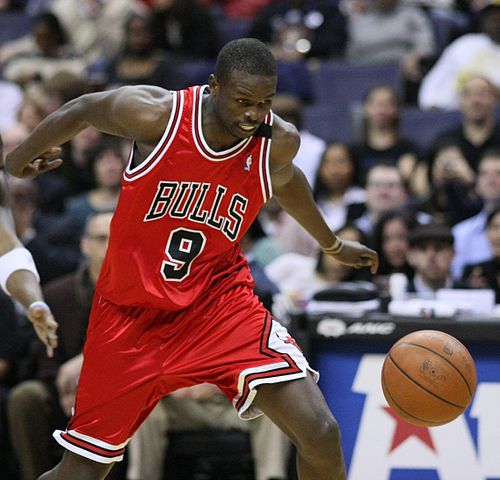File:Luol Deng Wizards.jpg