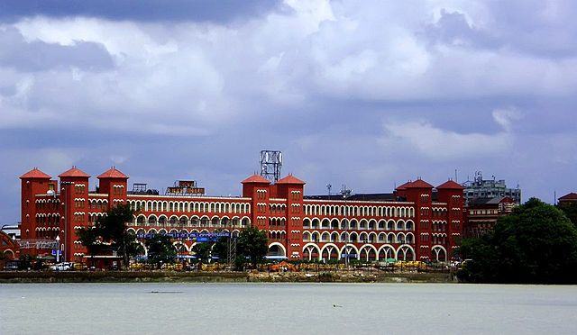 File:Howrah Station.jpg