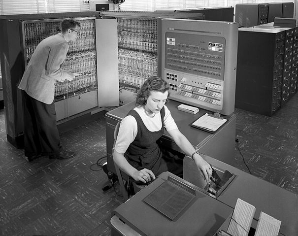 File:IBM Electronic Data Processing Machine - GPN-2000-001881.jpg