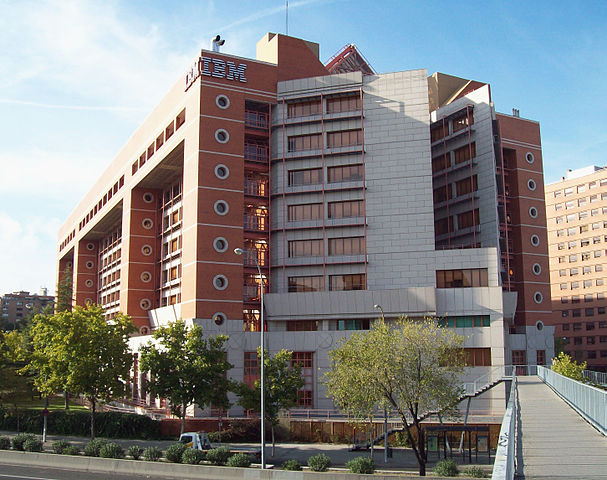 File:IBM building in Madrid (1989) 01.jpg