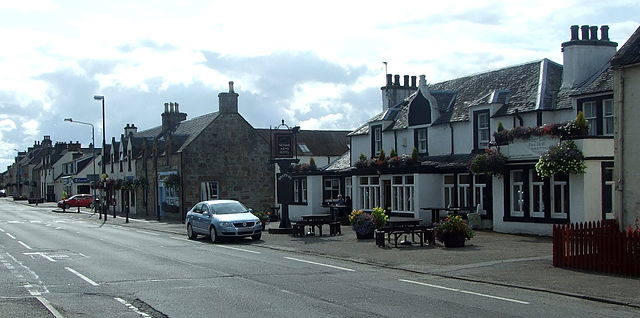 File:EvantonMainStreet.jpg