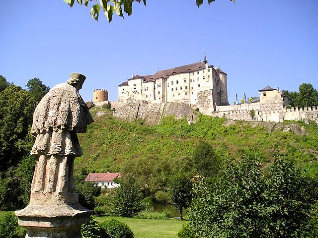 File:Česk&yacute; &Scaron;ternberk2.jpg