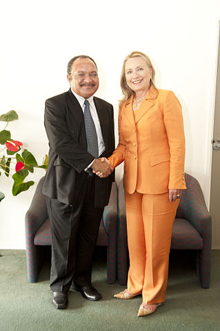 File:Hillary Rodham Clinton and Peter ONeill August 31, 2012.jpg