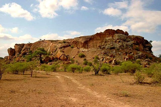 File:MapungubweHill.jpg