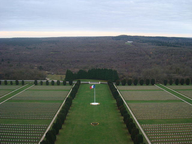 File:Douaumont Ossuary cemetery.JPG