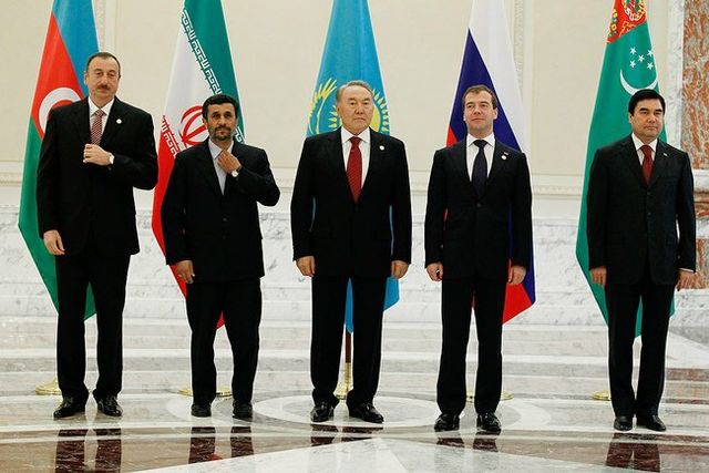 File:Dmitry Medvedev in Azerbaijan 18 November 2010-4.jpeg