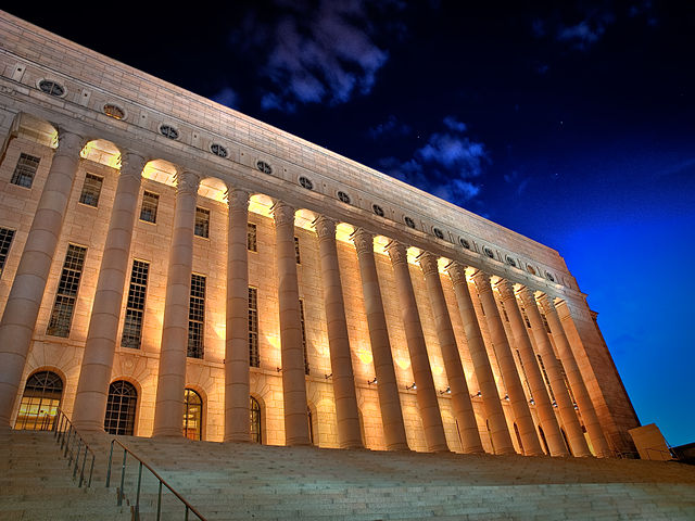 File:Eduskuntatalo Helsinki.jpg