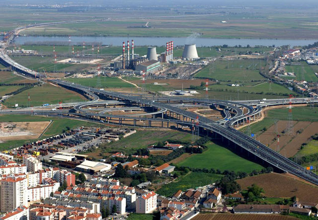 File:No Carregado Edifer2.jpg