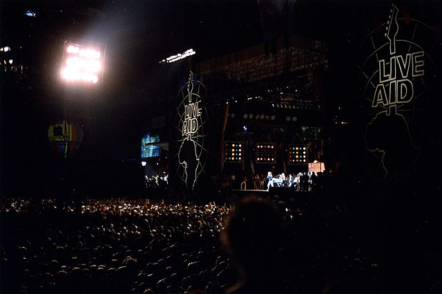 File:Live Aid after dark at JFK Stadium, Philadelphia, PA.jpg