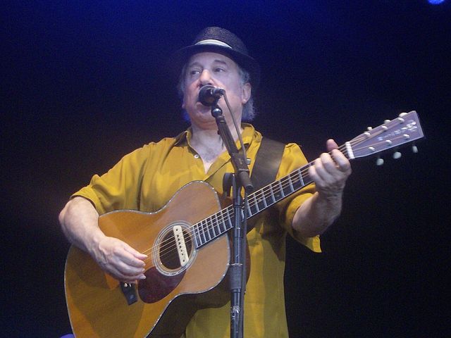 File:Paul Simon 25-07-2008 1.jpg