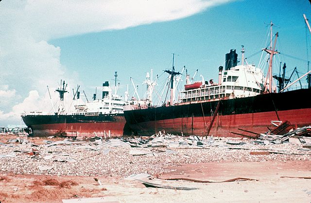 File:Camille Ship Wrecks.jpg