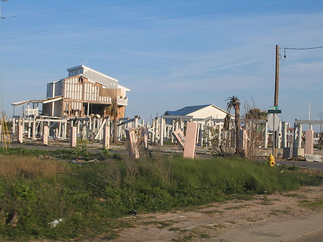 File:Pascagoula destroyed condos from Katrina.jpg