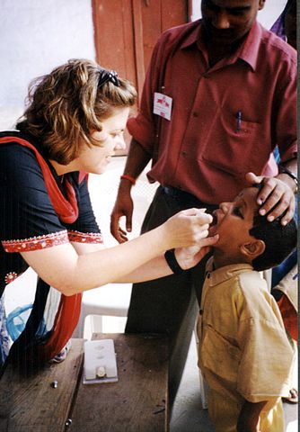 File:Vaccination-polio-india.jpg