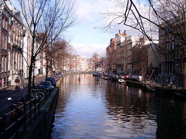 File:Amsterdamcannel333.JPG