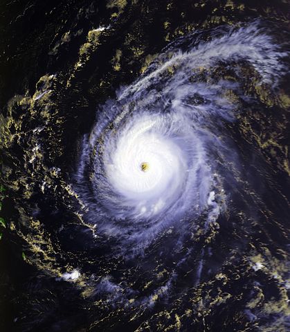 File:Hurricane Edouard 26 aug 1996 1744Z.jpg