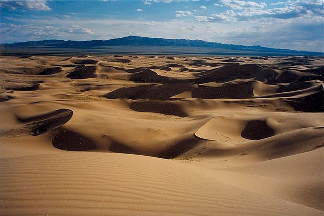 File:KhongorynEls.jpg