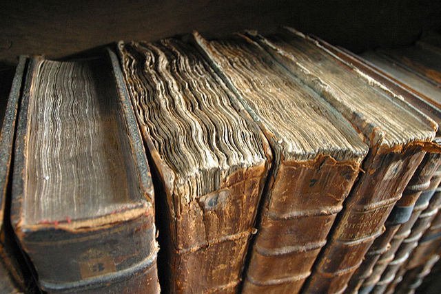 File:Old book bindings.jpg
