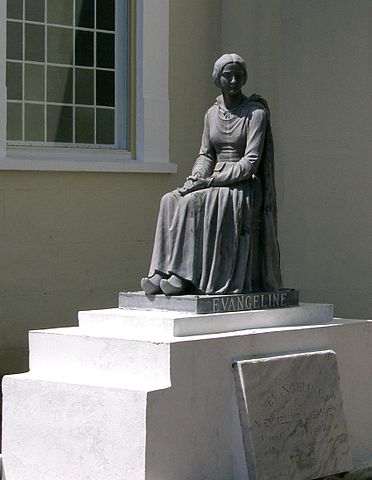 File:Evangeline statue St Martinville Louisiana trim.jpg