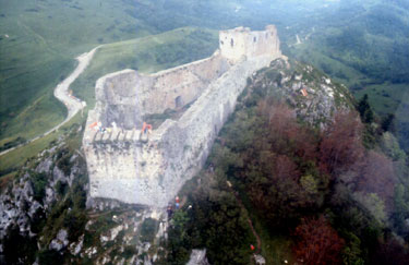 File:Montsegur-w02.jpg