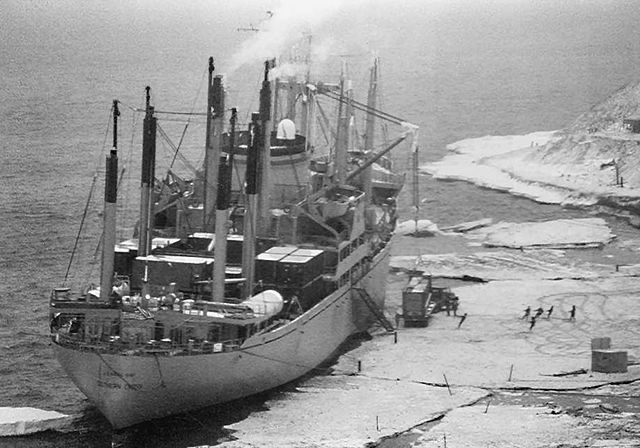 File:USNS Southern Cross at the ice pier in 1983.jpg